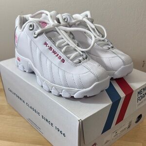 K-Swiss Women's White and Pink Athletic Shoes